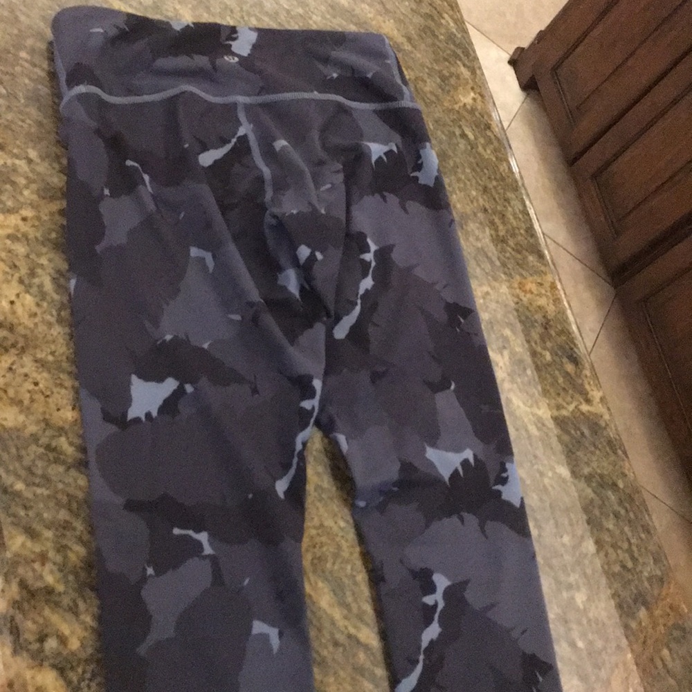 Lululemon Capri leggings